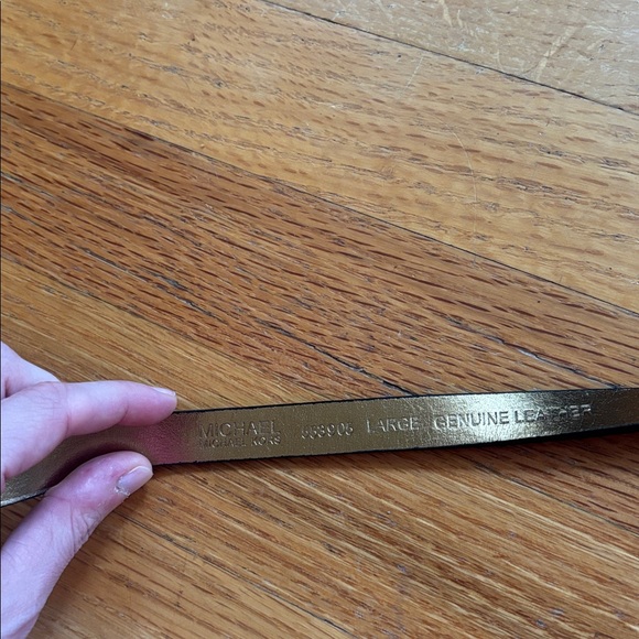 New Michael Micheal Kors Textured Belt - Picture 5 of 5